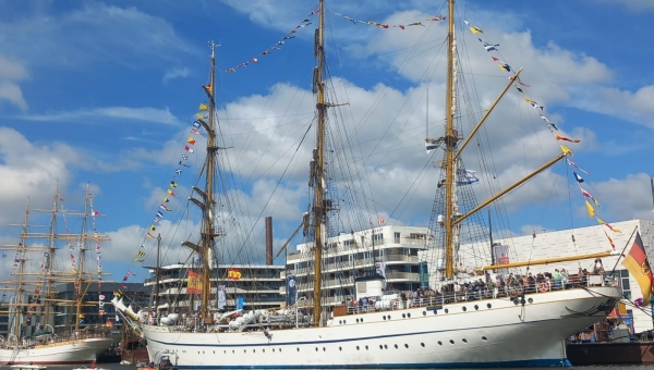 Zu Besuch bei der Sail Bremerhaven und der Sail Amsterdam