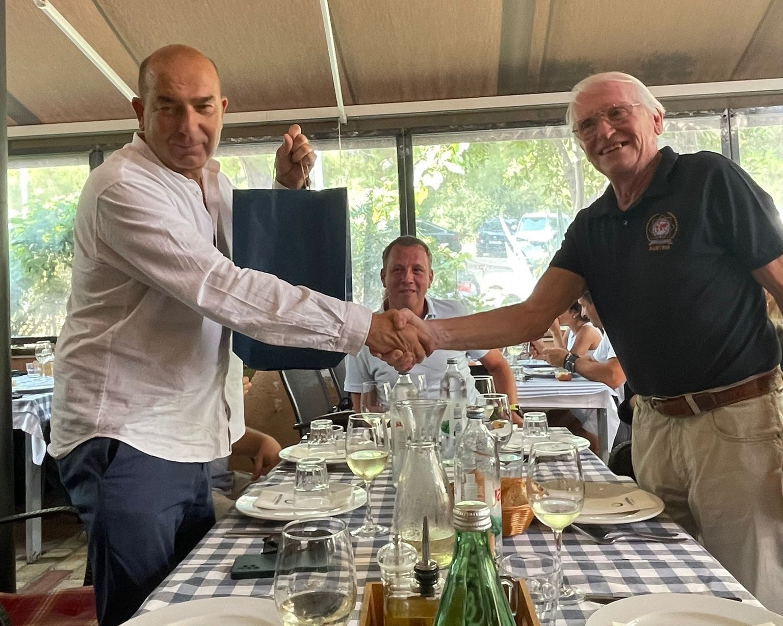 Freundschaftstreffen